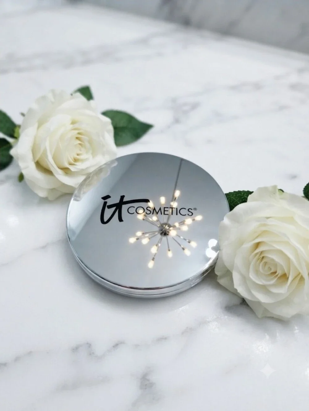 IT Cosmetics Celebration Foundation Medium ☆RARE☆| Read Description